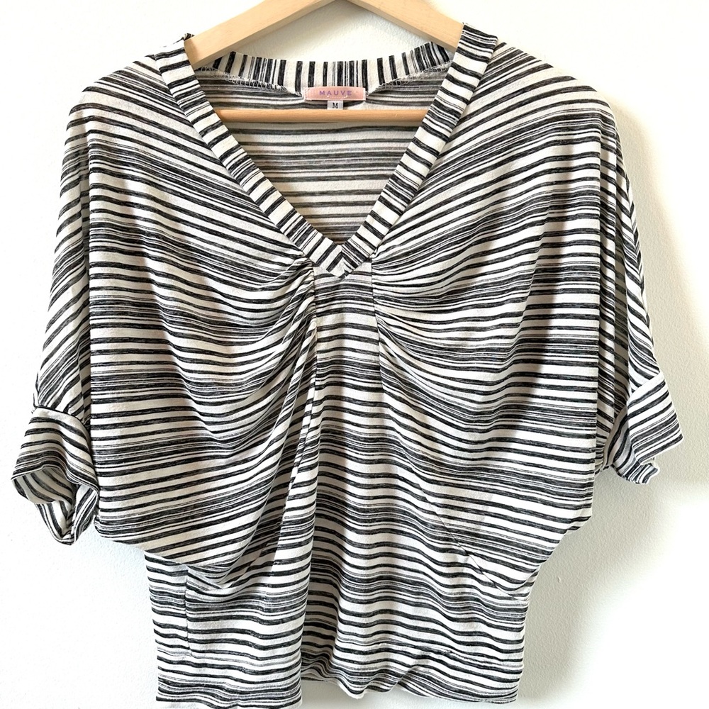 Mauve black and white soft top